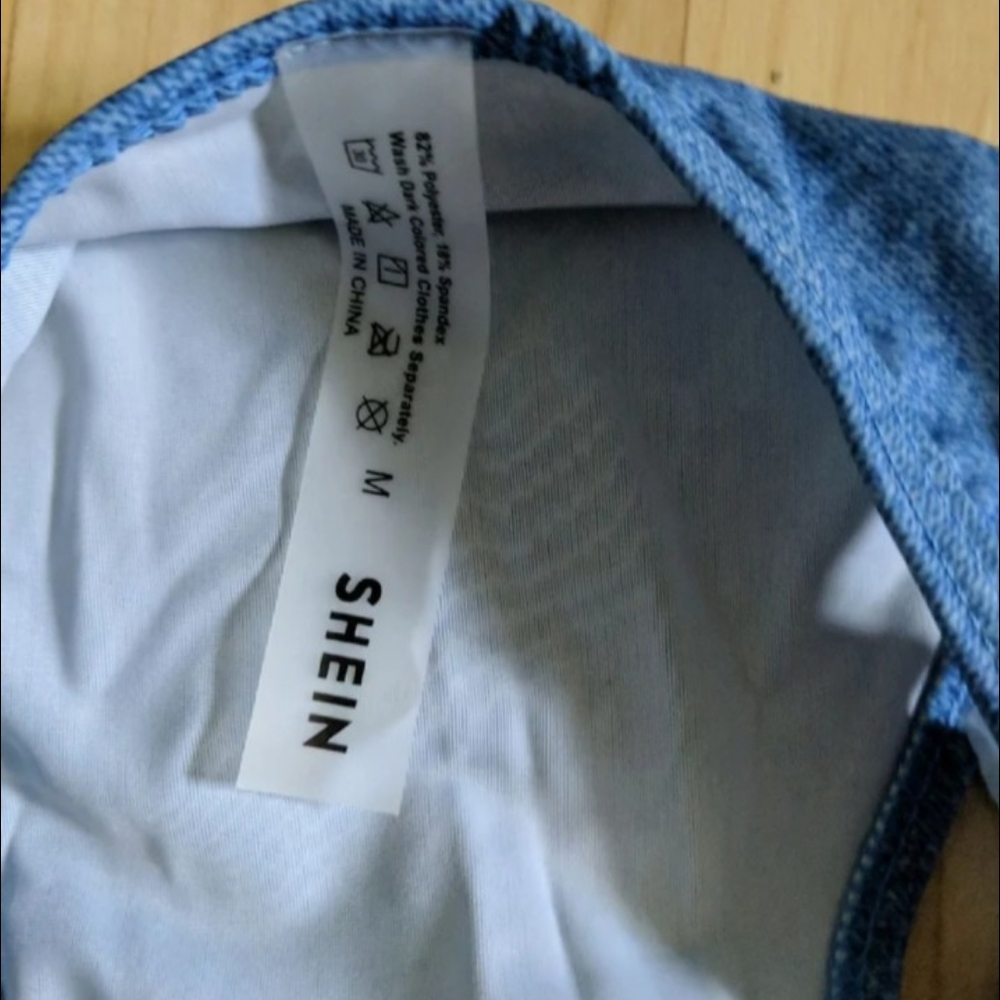 SHEIN Blue Ruffle Bikini - Picture 4 of 5
